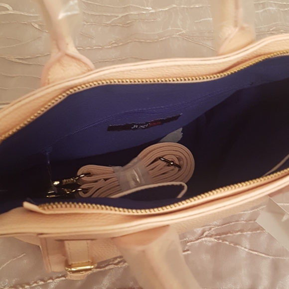 Light pink faux leather tote - Picture 2 of 4